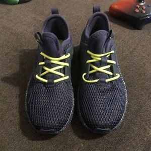 Little boys size 13.5 PUMA sneakers